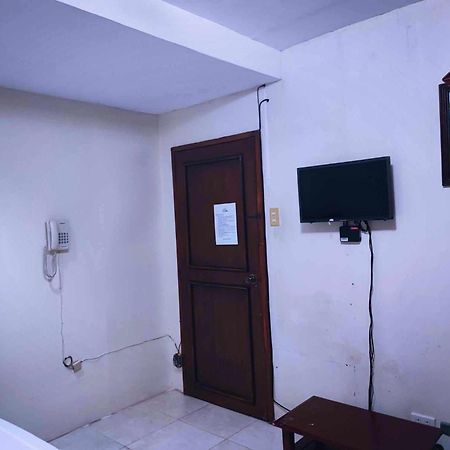 Goland Pension House & Dormitory By Sms Hospitality Cebu Esterno foto