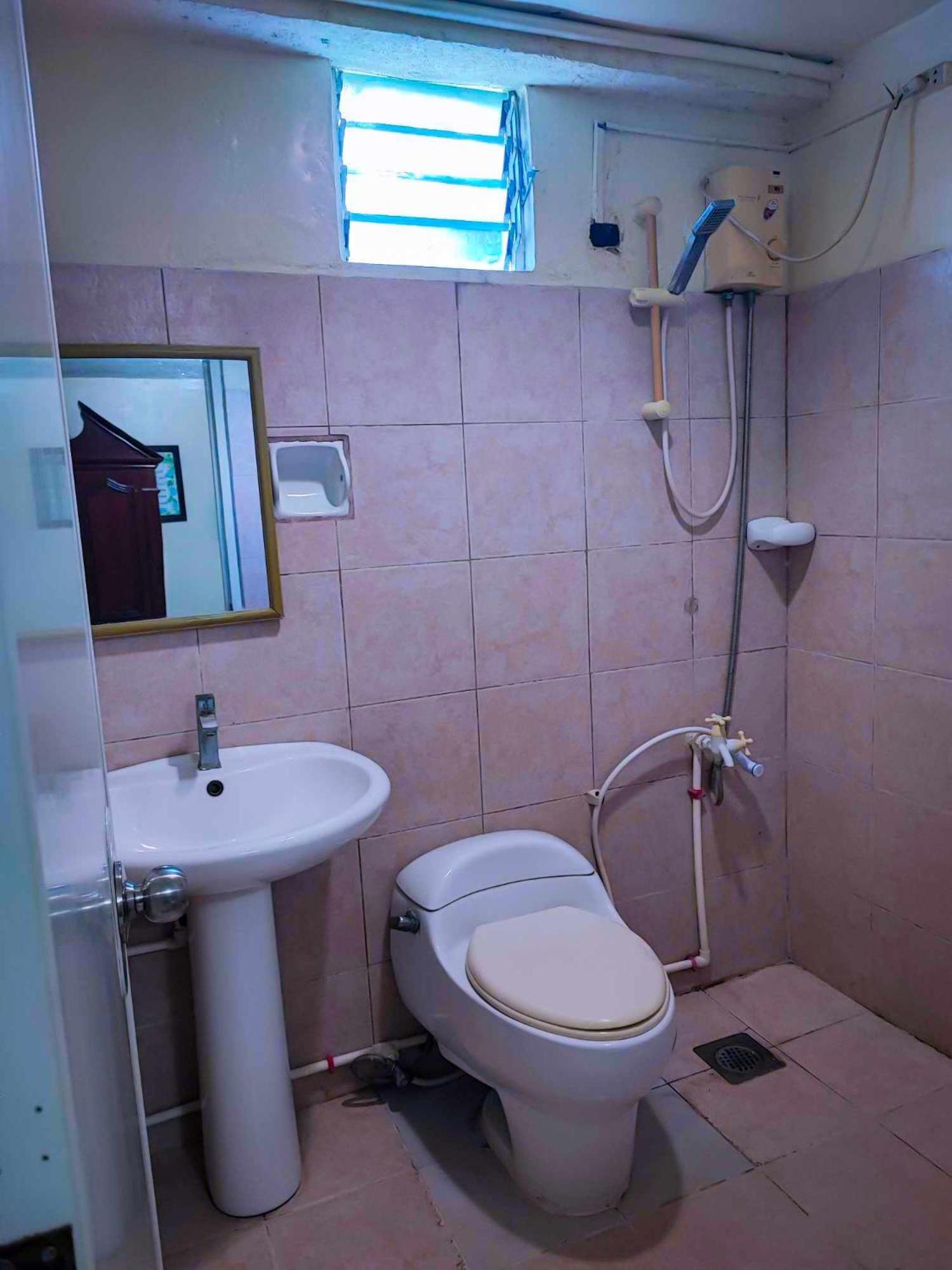 Goland Pension House & Dormitory By Sms Hospitality Cebu Esterno foto